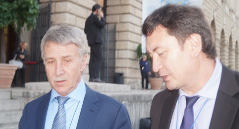 L.V.Mihelson - Novatek and K.V.Krohin.